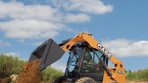 CASE Skid Steer SR210