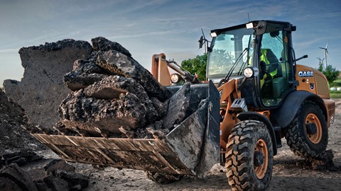CASE 321F compact wheel loader
