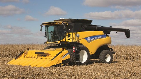 New Holland Introduces CR6.80 Combine