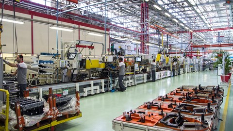 The production line at the Sete Lagoas engine plant