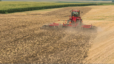 Disc Harrow with Steiger 600 Quadtrac