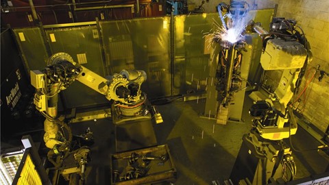 Robot welding New Holland Manufacturing Plant