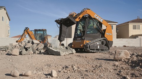 CASE TR270 Compact Track Loader