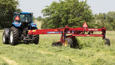 New Holland Agriculture Adds New Discbine® Models to Disc Mower-Conditioner Product Offering