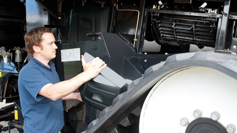 New Holland leads the way with Scottish Apprenticeship Scheme