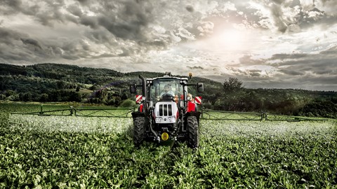 Steyr 4120 Multi 4120 Sprayer Working with S-Tech