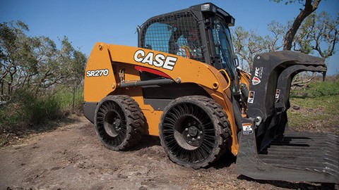 CASE SR270 Skid Steer Loader with Michelin Tweel