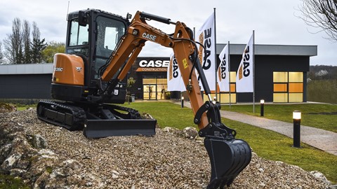 CASE Customer Center in Paris