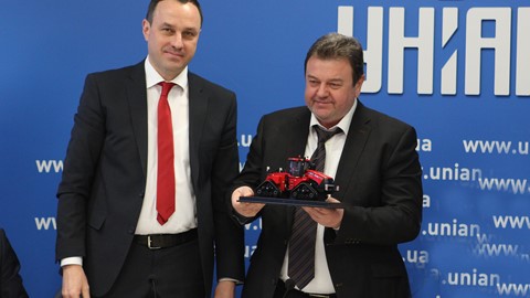 Yuriy Yegorov, Business Director Case IH Ukraine and Moldova; Petro Mikhailishin, General Director Epicenter