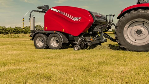 Case IH RB 545 Silage Pack fixed-chamber round baler