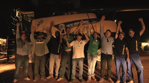 The New Holland team celebrating their World Record