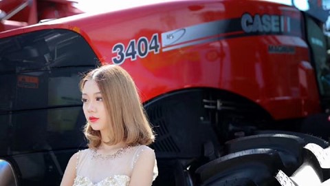 凯斯以同级最佳的强大新机型扩展了 Magnum 拖拉机系列