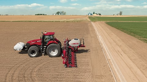 The 2130 Early Riser planter expands on the rugged, accurate 2000 series lineup