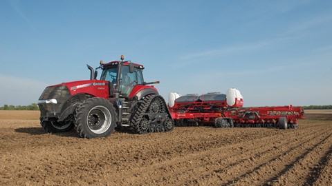 Updates to Model Year 2019 Magnum wheeled and Magnum Rowtrac tractors focus on boosting productivity and performance