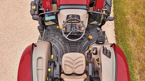 Farmall Utility 75A - Cab