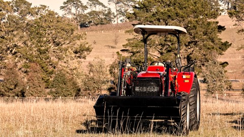 The Farmall JXM brings a new dimension to the Farmall range in Australia and New Zealand.