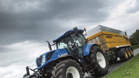 T7.270 Auto Command with Intelligent Trailer Brake system