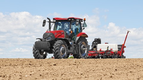 Maxxum 145 and Early Riser 1225 rigid trailing planter