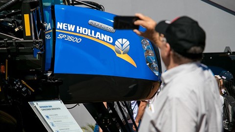 Conexão no campo é destaque da New Holland na Agrishow 2019