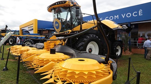 New Holland expõe a maior forrageira disponível no Brasil na Tecnoshow