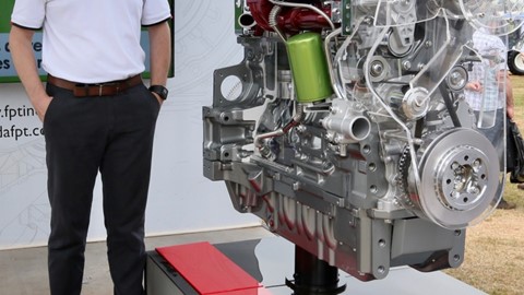 Especialista da FPT Industrial em Homologações de Motores na América Latina, Gustavo Teixeira