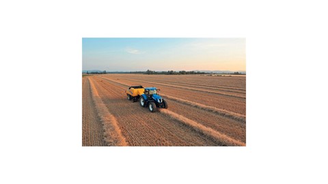Prêmio é reconhecimento do trabalho da marca e da concessionária. Detalhe: trator T7 em campo. Cred.: New Holland