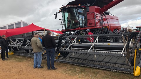 Case IH Axial-Flow 250 at Nampo Cape  2019