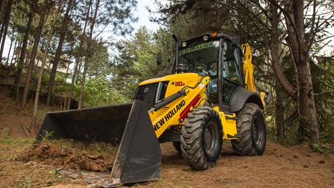 New Holland Construction marca presencia en Bolivia