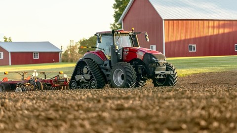 AFS Connect® Magnum series tractor
