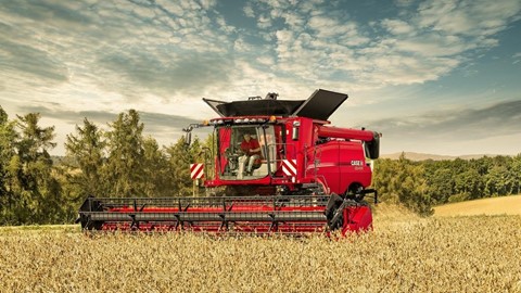 Case IH представляет обновленную линейку комбайнов Axial-Flow 150