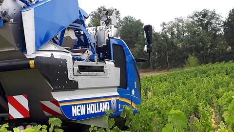 New Holland launches the new Combi-Grape sorting system
