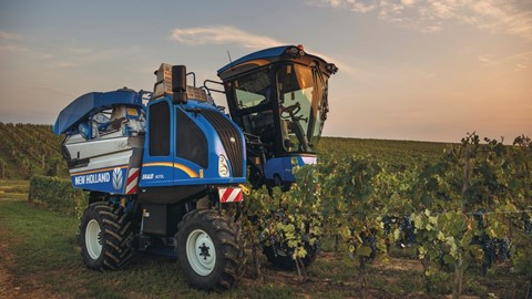 New Holland Braud 9070L