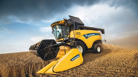 New Holland Agriculture launches the new CH Crossover Harvesting combine range