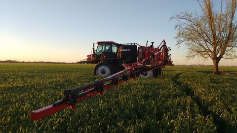 Компании Case IH и TeeJet многолетний опыт высококачественного опрыскивания и инноваций для повышения производительности