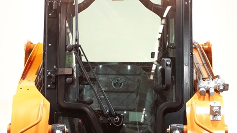 势在“B”得 | 凯斯新一代滑移初显锋芒 -  凯斯B系列滑移荣登美国“2020年度承包商50强新产品”榜单