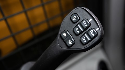 势在“B”得 | 凯斯新一代滑移初显锋芒 -  凯斯B系列滑移荣登美国“2020年度承包商50强新产品”榜单