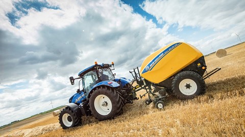 New Holland RB125 Round Baler wins 2019 China Agricultural Machinery Annual Market Leadership Award