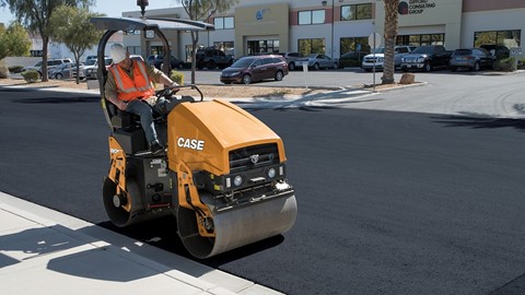 CASE DV26E compact vibratory roller