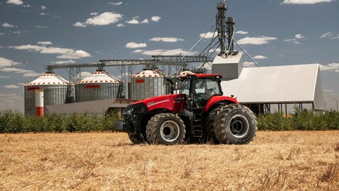 Novo trator Magnum AFS Connect, na Fazenda Conectada Case IH