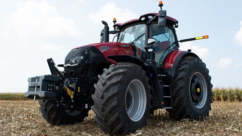 The new AFS Connect™ Optum® series tractor offers advanced technology with superior comfort.