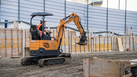 miniexcavadora CASE CX17C