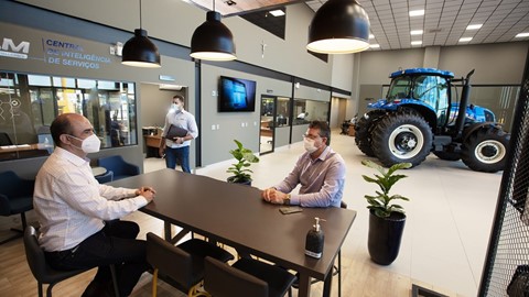 New Holland lança conceito de loja que aprimora a experiência do cliente