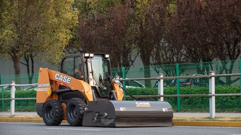 凯斯SR200B+封闭清扫器荣膺“2022中国工程机械年度产品TOP50”奖