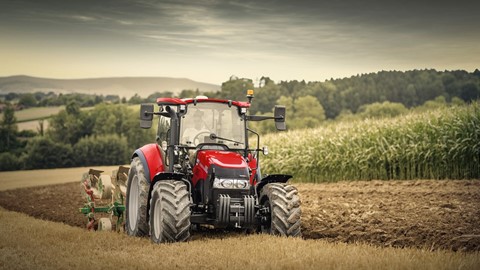 CASE IH_Luxxum_110_ON THE FIELD