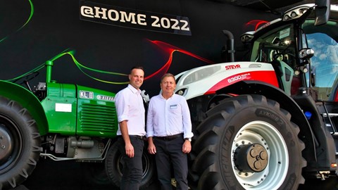 STEYR_Open_Days_Gunnar Hauser (left) and Peter Friis (right)