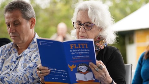 New Holland Construction promove a cultura na Feira Literária de Tiradentes