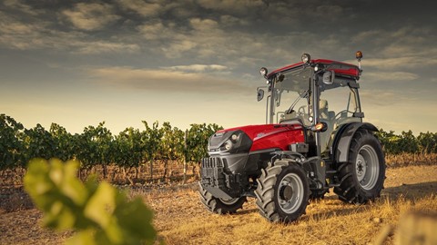 CASE IH_QUANTUM_120V_FIELDWORK