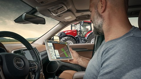 CASE IH_OPTUM_300_AFS_CONNECT_CABIN