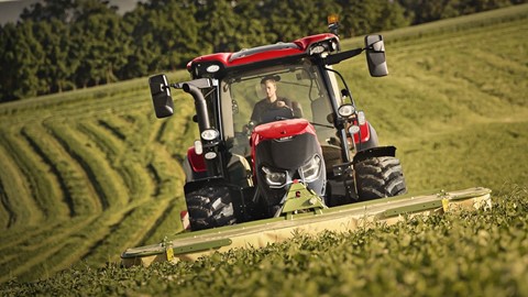CASE IH_VESTRUM_130_CVXDRIVE_ON FIELD