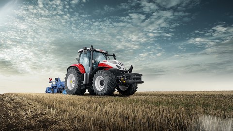 STEYR 6175 IMPULS CVT_ON FIELD